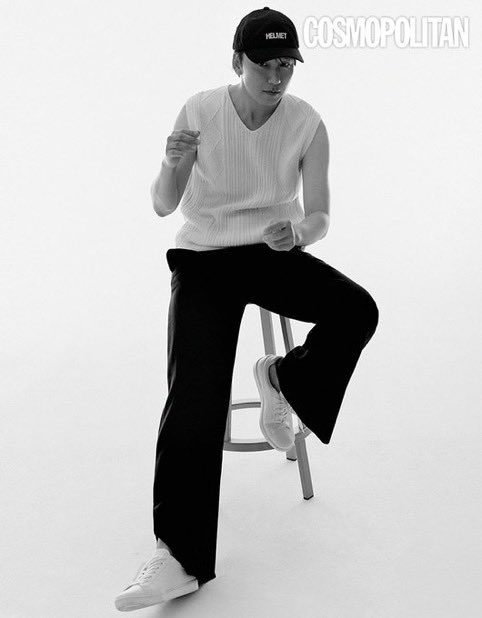 btsaresevennn's tweet photo. — El actor Kim Namgil dijo en su Entrevista a Cosmopolitan que trabajó en un proyecto con Kim Seokjin! https://t.co/w40bs6TLVx