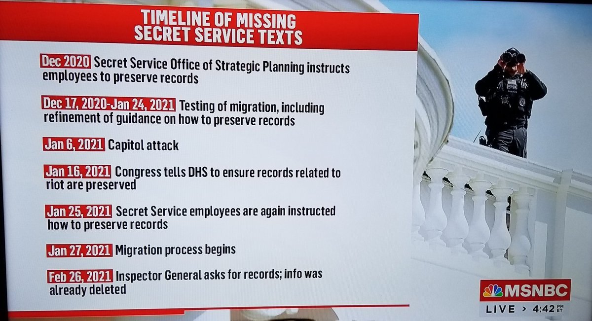 kincaid323's tweet image. You left out the part where #USSS takes an oath to the Constitution, not to any one man.

#SecretServiceTexts #SecretServiceCoverup 
#SecretServiceIsCompromised