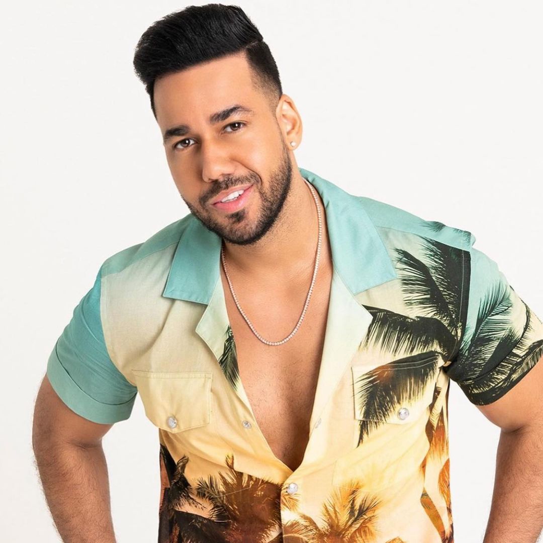 Happy Birthday to Romeo Santos (Aventura).
 (July 21, 1981) 