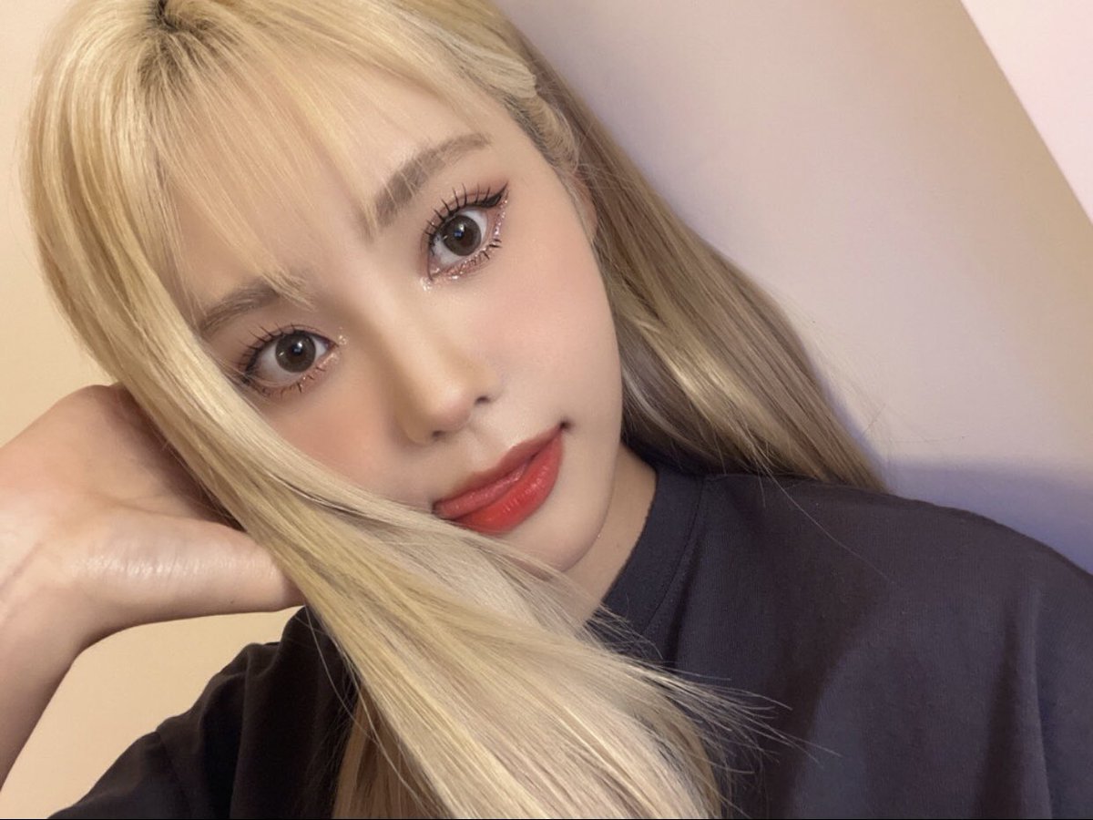 chuuchootrainn's tweet image. WHOEVER SEEING THEM ON TOUR....YALL ARE LUCKY BASTARDS....