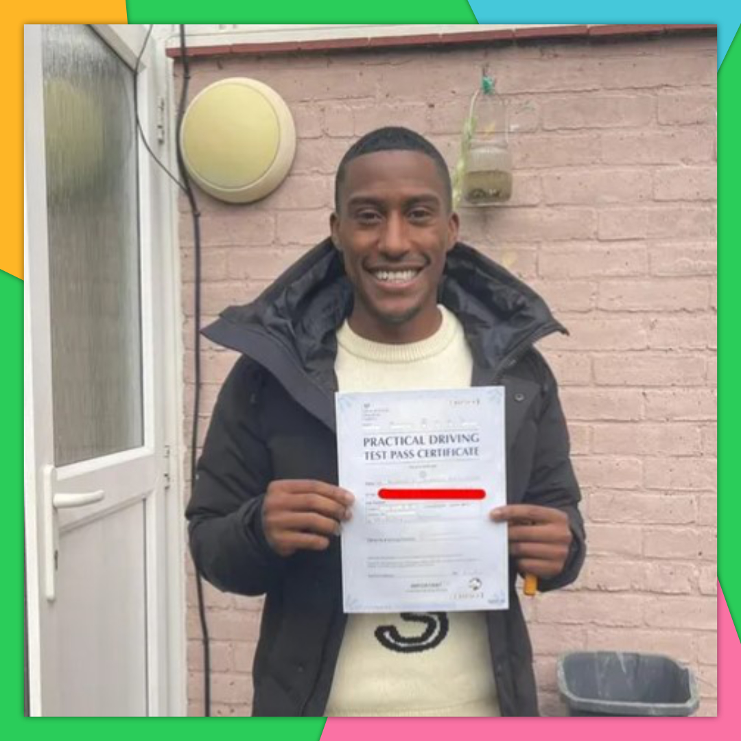 It's #GetToKnowYourCustomers day so today we're getting to know more about one of our recently passed customers 📸👇

👉 Meet Andres Felipe, better known as Yung Filly! 😍
👉 He's a BIG Crystal Palace fan
👉 He passed his driving test FIRST TIME with yours truly 😏