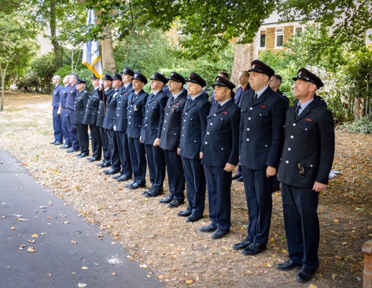 LondonFBU's tweet photo. Yesterday we remembered Billy Faust and Adam Meere who gave their lives in the line of duty. 

At this memorial event Dave Faust (Billy’s father) received Billy’s 25 year FBU badge along with members of Billy’s squad. https://t.co/rxnLHfayTF