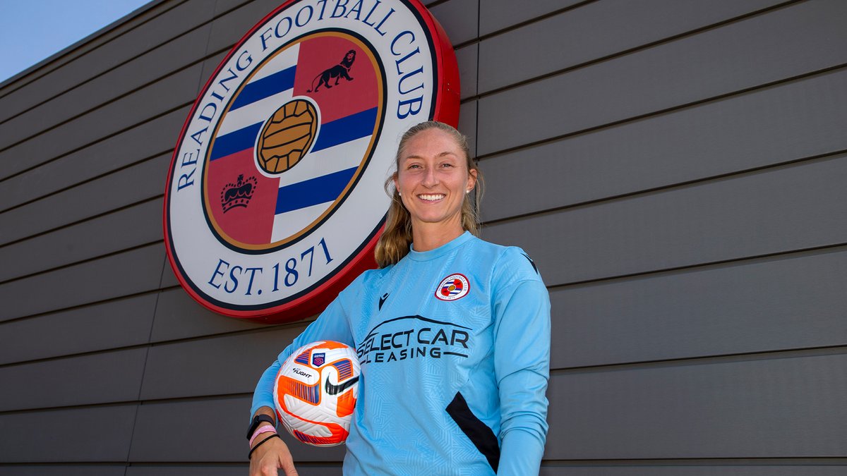 We are pleased to announce the signing of American defender Brooke Hendrix 🙌

She joins the Royals after previously representing West Ham United &amp; Melbourne Victory, and becomes Kelly Chambers first summer signing 📝

𝗪𝗲𝗹𝗰𝗼𝗺𝗲, <a href="/brooke_tatum4/">Brooke Hendrix</a> 😍

#HendrixIsHere #REAWomen