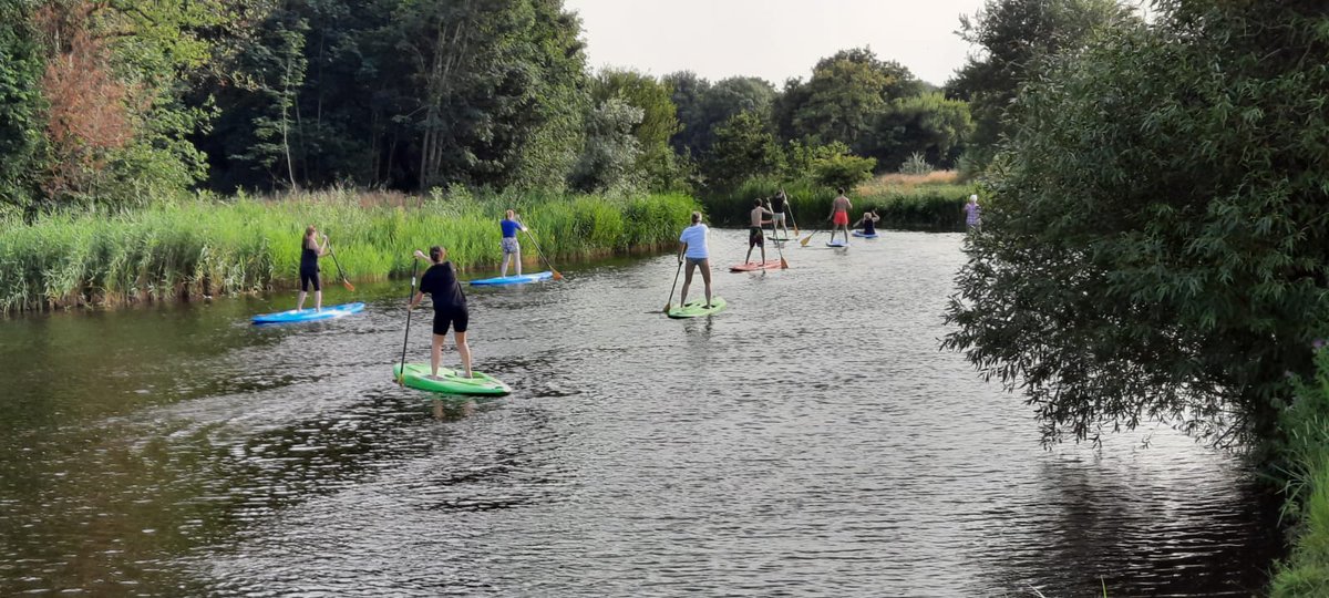 Gisteravond was er een groepje lekker aan het suppen in Heiloo. In augustus gaan we nog een keer. #zomerprogammatrefpuntheiloo