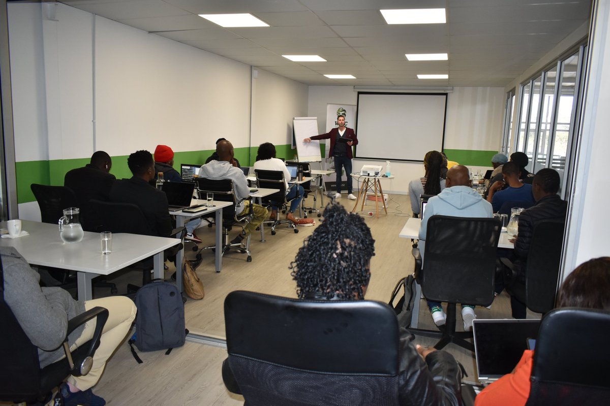 Sales &amp; negotiation session at #WIBC for the #UAI entrepreneurs
 Entrepreneurship is a never ending journey of learning and implementing the knowledge learnt.
#agriculture 
#farming 
#entrepreneurship