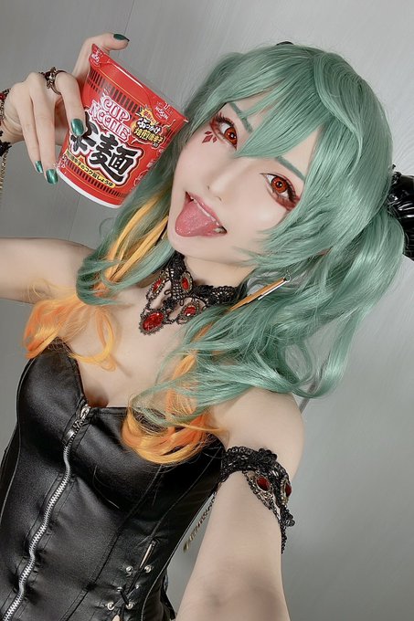 Twitterのコスプレ画像12