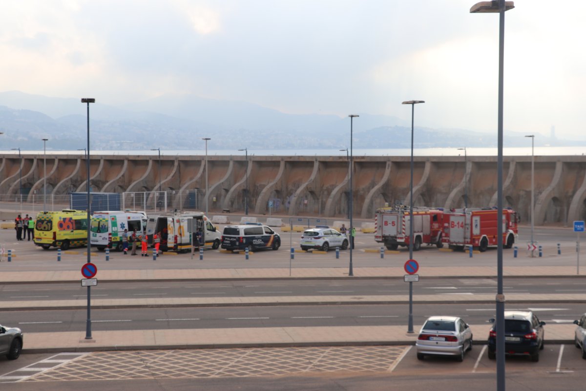psc_e's tweet photo. 🚨🇪🇺 [LIVE] #BroadWay PCP Project for a pan-European broadband mobile system for #PPDR - Ferry fire scenario in Malaga (Spain) with Technical provider @Frequentis consortium 🚨🇪🇺

💡 Useful links in comment

👇 https://t.co/1sw2tuADSE