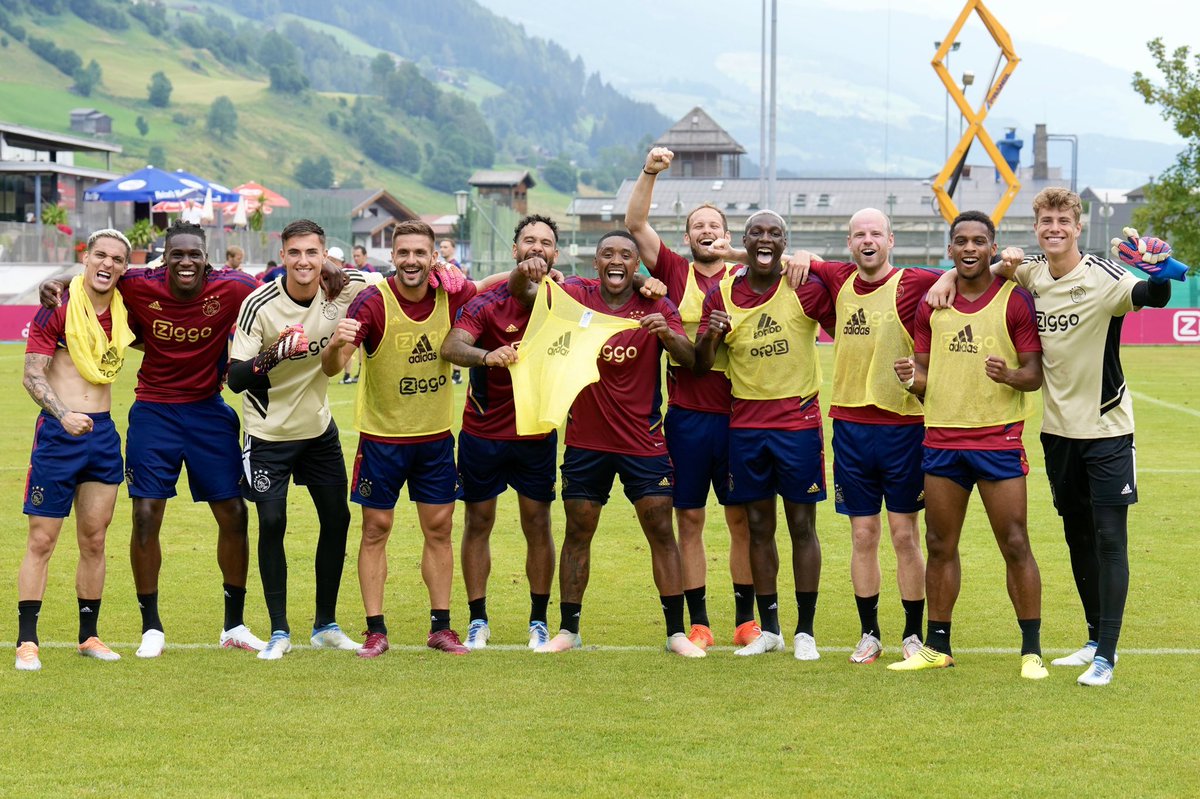 AFCAjax's tweet photo. WINNING TEAM!
#PreSeason π¦πΉ https://t.co/yGYRrFOqNQ