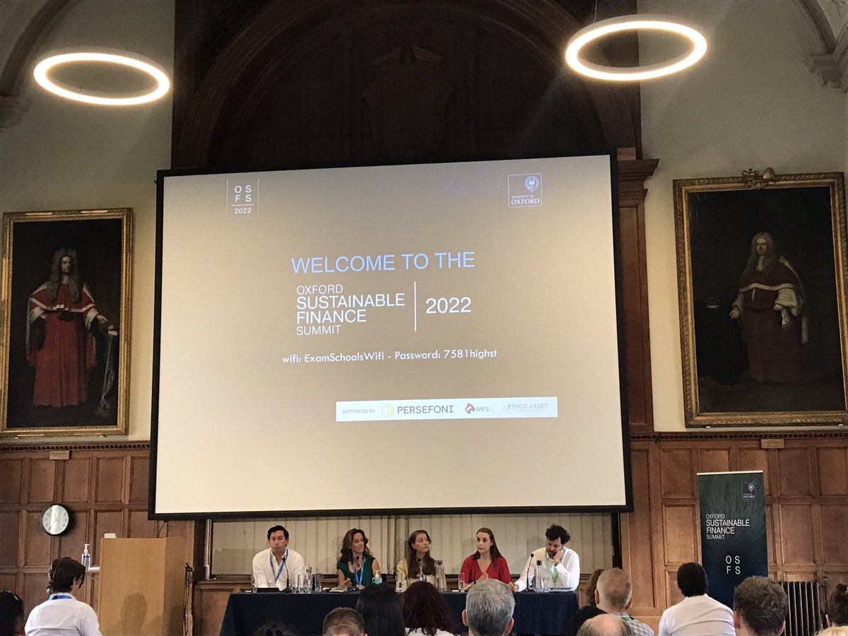comclimatelaw's tweet image. Biodiversity and nature session @UniofOxford #OSFS2022 moderated by @bencaldecott with Zaneta Sedilekova, our Biodiversity consultant, Saskia de Vries, DNB, @NathalieSeddon, @nikimardas from @GlobalCanopy. Nature-related liability risk is a business risk and we cannot deny it!