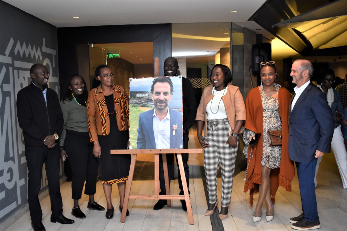 KEeducationfund's tweet photo. KEF and Brad’s friends in Kenya met with Bradley Broder's Family at @thetribe in Nairobi for a celebration of his amazing life. It was a way to honor and celebrate the amazing human that founded KEF and helped thousands of Kenyans .When Bradley came to Kenya as a peace corps, https://t.co/fuSfSo8fbD
