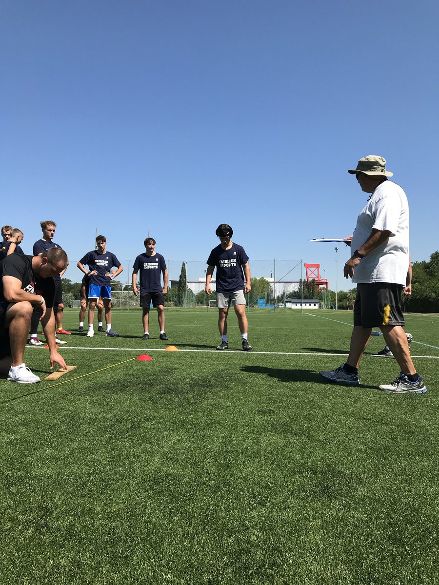 CoKronabitter's tweet photo. Great combine at the ⁦@GridironImports⁩ Showcase on Tuesday! Still needs a lot of improvement. ⁦@PodyumPreps⁩ ⁦@GIfootballChris⁩ ⁦@moritzmittendo2⁩ https://t.co/eG0MwFj8KV