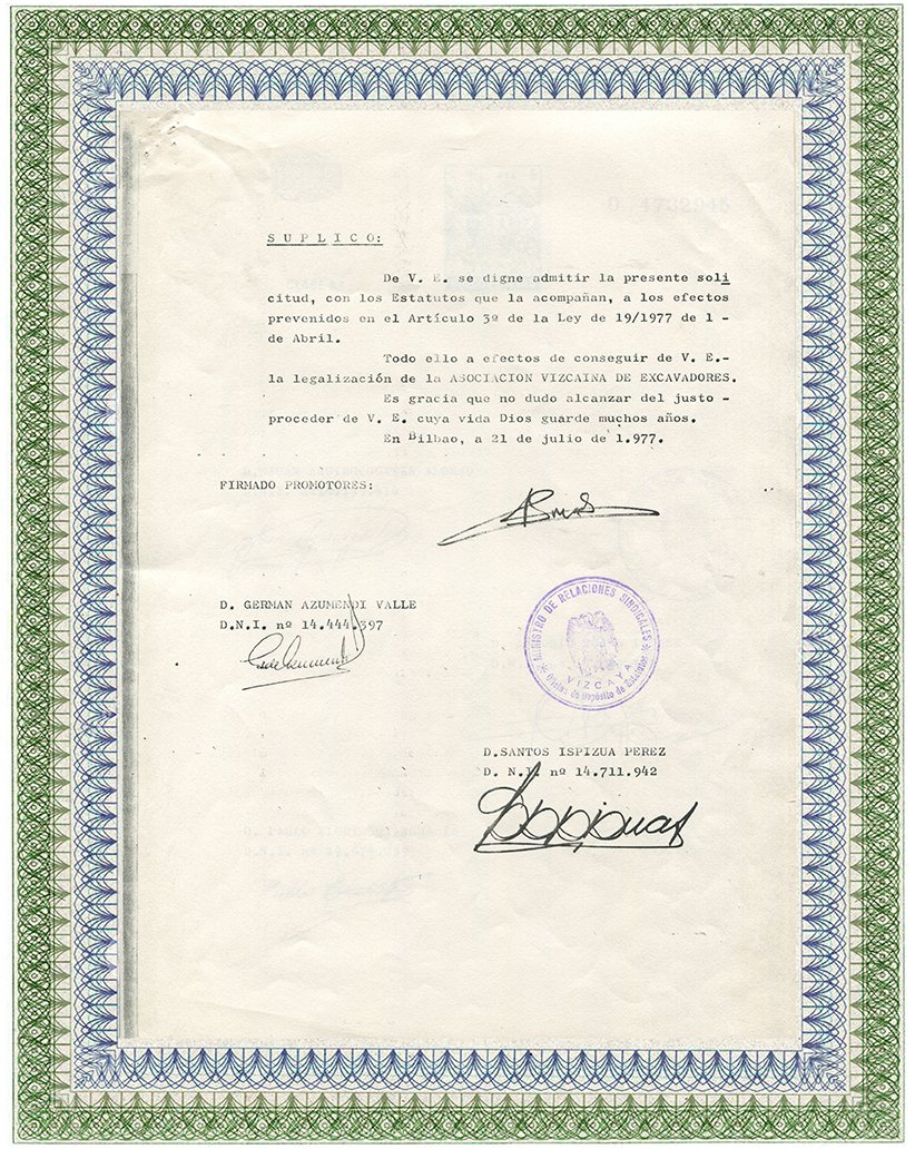 avebiebizkaia's tweet photo. Hoy @avebiebizkaia cumple 45 años. Por ello, queremos agradecer a todas las personas que han colaborado con la Asociación durante estos años de existencia.
#asociacionismo #excavacion #obracivil https://t.co/ZzgxEWg81J