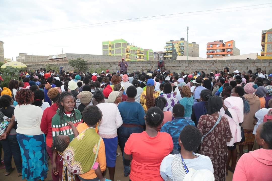 gakuyo_hon's tweet photo. Thank you my brothers and sisters from Thika for your support
 Lets make Thika great again.
Kazi | Usawa | Maendeleo
#GakuyoTanoFresh https://t.co/sT8leDGb6L