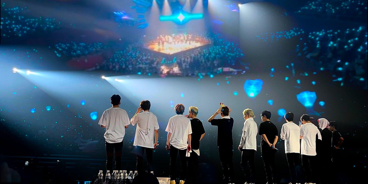 cxyllna's tweet photo. home<3

#TREASURE 
#StrayKids
#SEVENTEEN https://t.co/qyWpJrg3ne