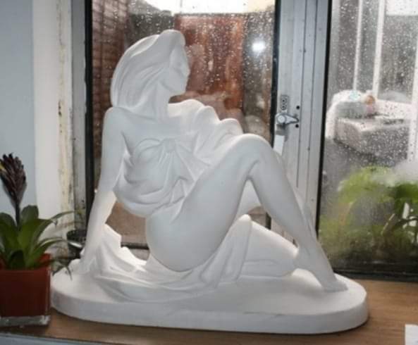 RobLooseCannon's tweet photo. Whether you believe she's tacky or tasteful, this kitsch masterpiece is an essential part of Dublin. Her actual name is “The Lady on the Rock” although many know her by the nickname is “Our Lady of the Northside”. She began to appear in all over Dublin in the late 90`s [1/3] https://t.co/WV5qs99wjY