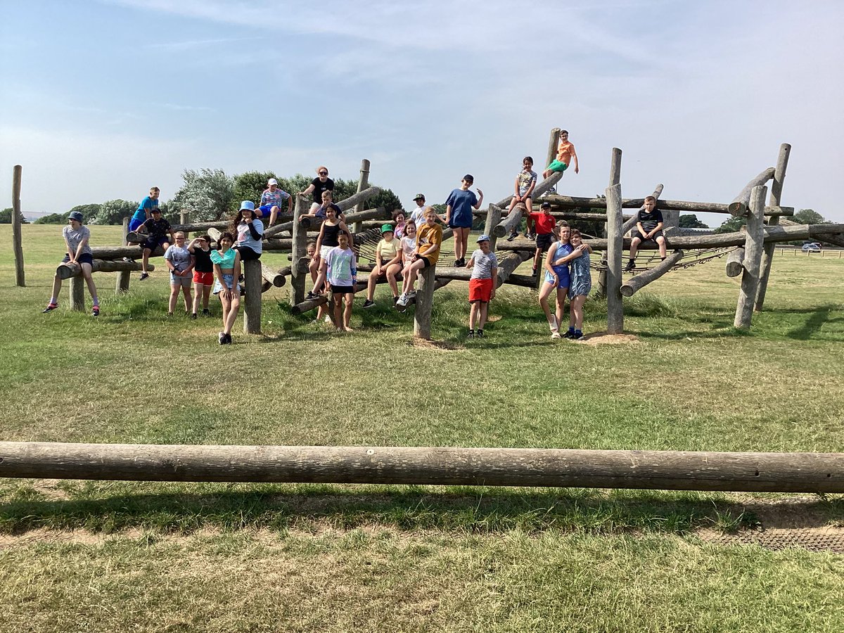 Y6FoxesStLaw's tweet photo. Our trip to Filey yesterday was worth the wait! #stlvalues https://t.co/mZXzX1GErV