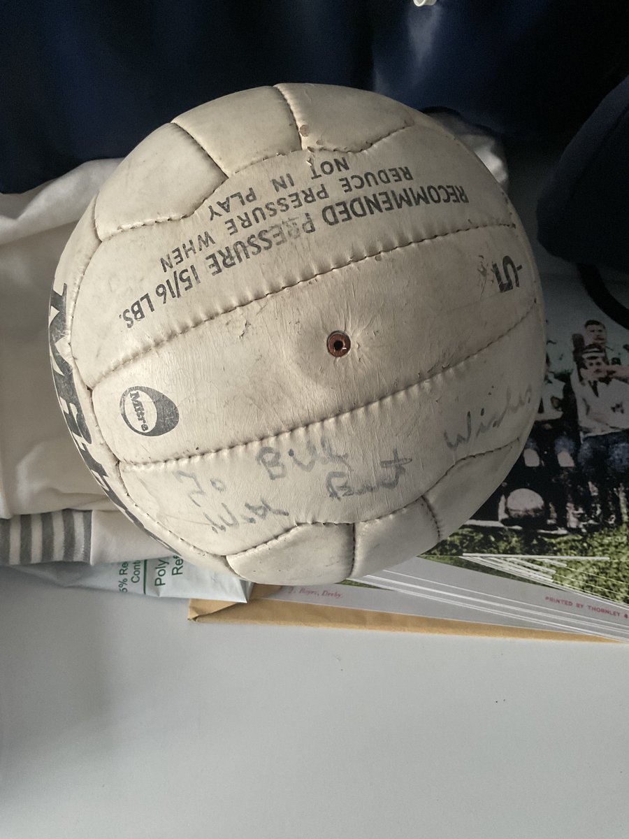 phillowe1's tweet photo. A ball with a history, Brian Clough gave this to his friend Bill Wainwright the manager of the Midland Hotel, from an important game in 71/72, it was given back to Brian when Bill died and Brian kept it in his home office until the day he passed, the only ball he kept. #dcfcfans https://t.co/314GxdO7jg