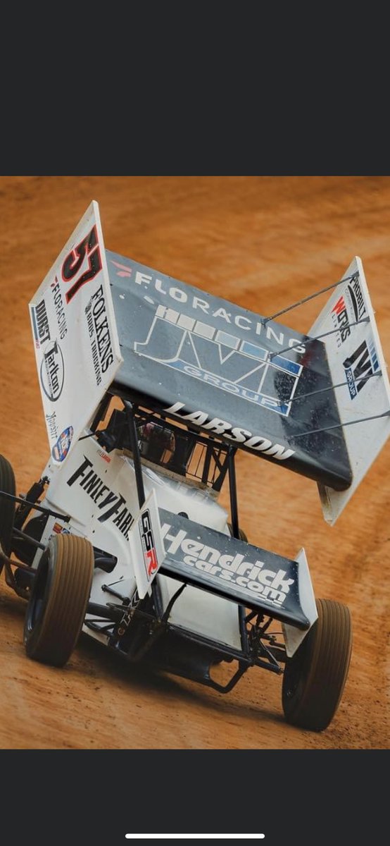 JTErickson14's tweet photo. @_EricArnold Might of been obvious or not but I never saw any comments or posts anywhere about there being neither wicker bills on the car at one point… https://t.co/BmC8Hpp1ZI
