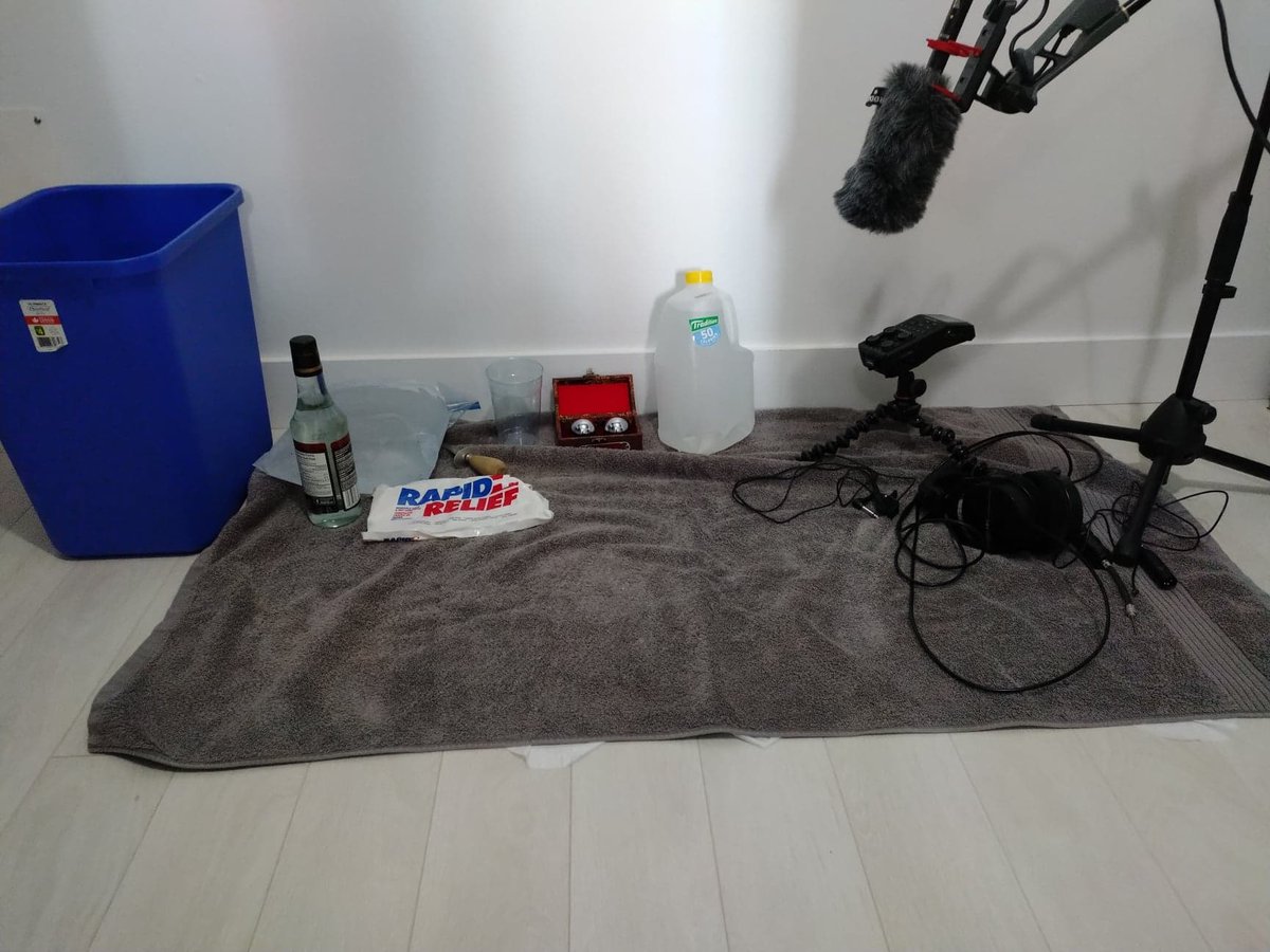 SDProduction6's tweet image. Daily #sounddesign #1

Her some picture of before and after a water recording session.