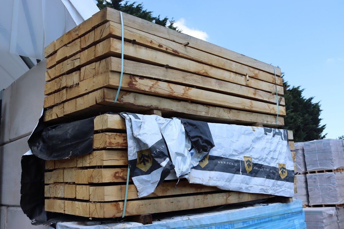 Contact us today to find out more about our vast range of building materials!

OXFORD
📞01865 820 090
📧merkkosales@merkko.co.uk

ALDERMASTON 
📞01189 812 445
📧sales@merkko.co.uk

#contact #email #phone #merkko #builders #merchants #buildermerchants