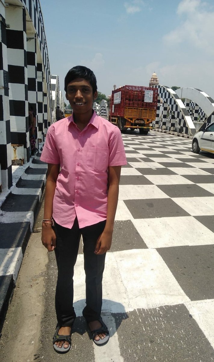 ASWINRA76440840's tweet photo. @DrSenthil_MDRD @chennaichess22 பெருமைமிகு இந்தியன் https://t.co/sXS0Kv6DBu