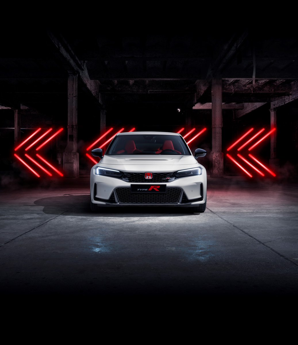HondaRacingGLB's tweet photo. The all-new Civic #TypeR has been unleashed.

What do you think?

#Honda https://t.co/waRFeqpEzc