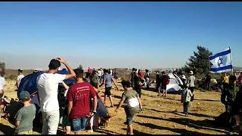 Honenu's tweet photo. Image of new settlement that Nachala has organized. Honenu has helped those arrested during the start of these settlements.
credit for image: Nachala https://t.co/Xy4RaarZQA