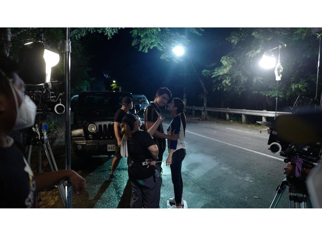 DBeventsOFC's tweet photo. Direk Chad Vidanes "@.cvovidanes"Instagram post a photos of Donny Pangilinan and Belle Mariano.

[IG] 🖇️: https://t.co/1AnXixmv2O

#DonnyPangilinan | Donny Pangilinan
#BelleMariano | Belle Mariano
#DonBelle | #HesIntoHerSeason2 https://t.co/9HChOPWcFm
