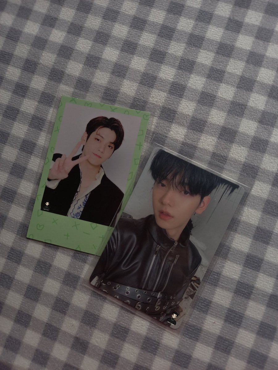 jjooniee_'s tweet photo. ꒰ #renesHappyMail ♡ ꒱
╰ soobin hate have arrived earlier than expected 🫣 Tysm for offering him to me and for packimg him safely and also for the freebies 😩
@soobinisarabbit #cesseproofs https://t.co/WU6XUCRjfd