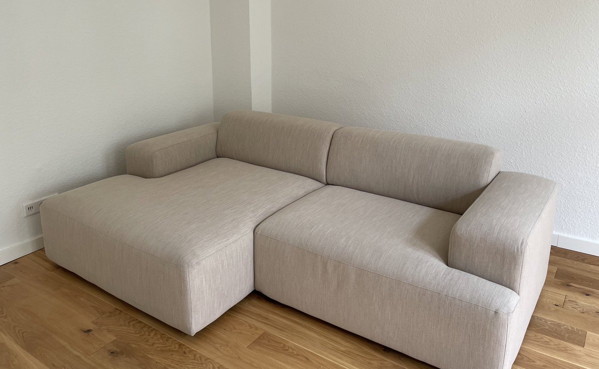 lukween's tweet image. Erstes Möbelstück in der neuen Wohnung!🥰