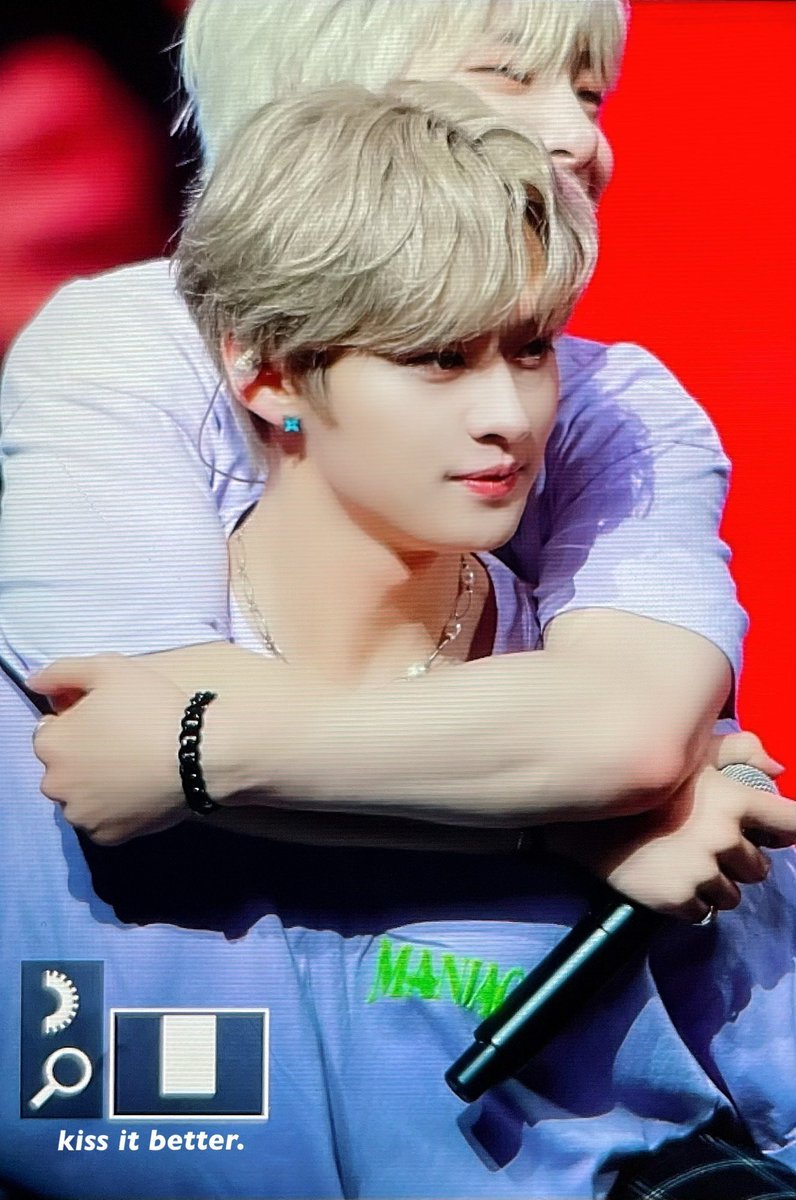 jeongho loops (@jeongholoops) on Twitter photo 