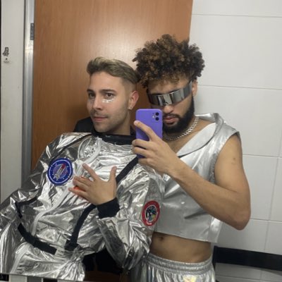 afffmatheus's tweet photo. #PATDAY
#NovaFotoDePerfil https://t.co/1GQTfLvH8M