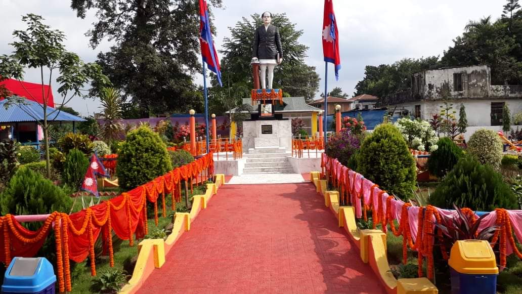 Devkota Park built in the memory of the late Lakshmi Prasad Devkota has made Kakadvitta, the eastern gate of Nepal, a more touristic destination and the number of people who come to see this park has also started to be seen.