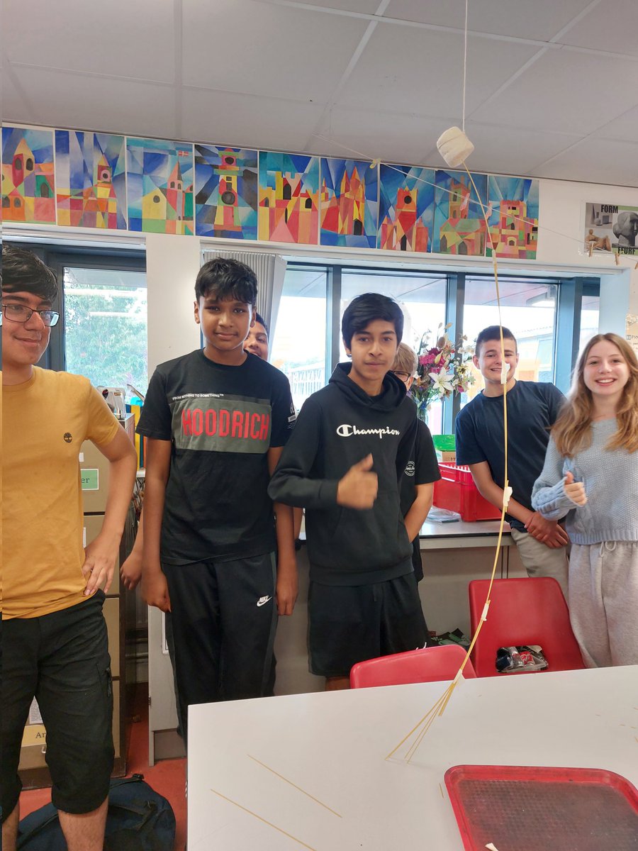 9K had a brilliant time in form this morning completing the marshmallow challenge! Great team building task before the summer! <a href="/MrAWilliamsCHS/">Mr Williams</a>
