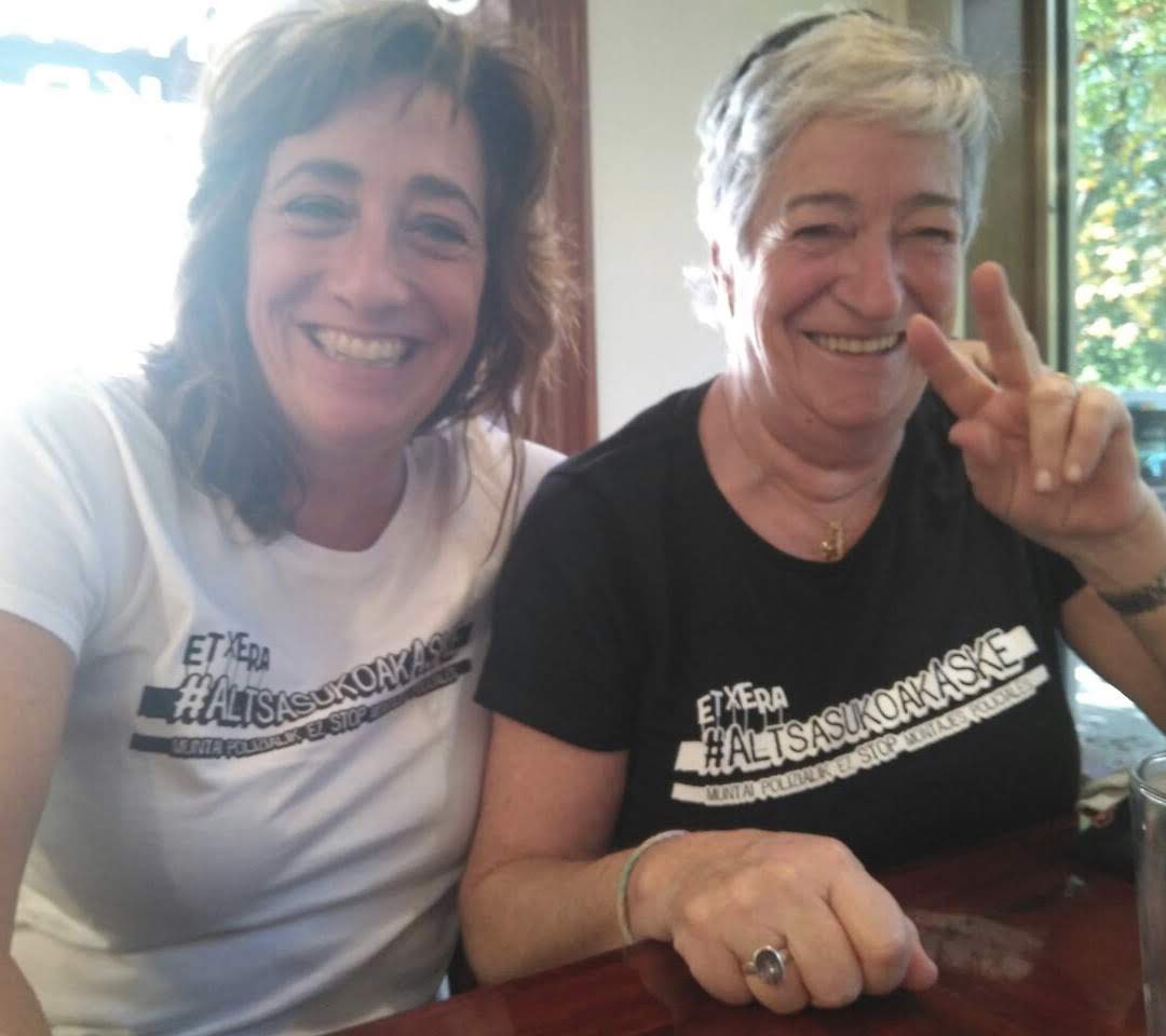 Hoy es el día más triste de mi vida, pero te he prometido que volveremos a reír. 

Agur Ama. Maite zaitut.😘