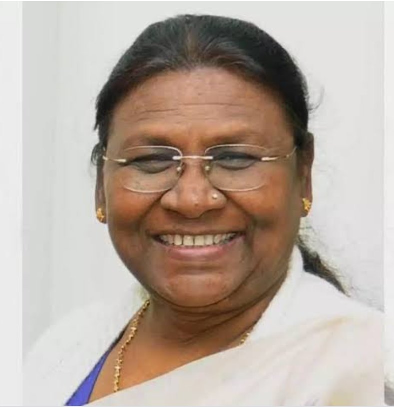 आख़िरकार देश का मुलमालिक देश के राष्ट्रपति पद तक पहुंच ही गया बहुत बहुत जोहार बधाई <a href="/Draupadi_MurmuP/">Draupadi Murmu द्रौपदी मुर्मू</a> जी 🏹🏹

खेर दक्षिणी राजस्थान में तो आदिवासी परिवार के लोग ही आदिवासी लड़कियों को सरेआम रंडी बोल रहे है 😡😡