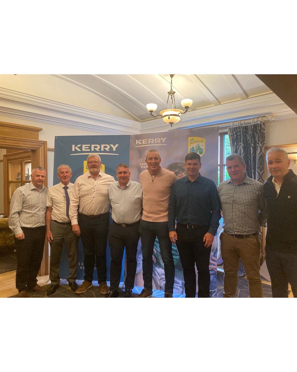 Kerry GAA (@kerry_official) on Twitter photo More words of wisdom from the panel this morning in the <a href="/MeadowlandsHot/">Meadowlands Hotel</a>. Thanks to <a href="/ediennico/">Dara Ó Cinnéide</a>, <a href="/efitz6/">Éamonn Fitzmaurice</a>, <a href="/starryboy14/">Kieran Donaghy</a> & <a href="/EoinListon/">Eoin Liston</a> for a fantastic morning!
Not long to go now 💚💛💚💛 More words of wisdom from the panel this morning in the <a href="/MeadowlandsHot/">Meadowlands Hotel</a>. Thanks to <a href="/ediennico/">Dara Ó Cinnéide</a>, <a href="/efitz6/">Éamonn Fitzmaurice</a>, <a href="/starryboy14/">Kieran Donaghy</a> & <a href="/EoinListon/">Eoin Liston</a> for a fantastic morning!
Not long to go now 💚💛💚💛