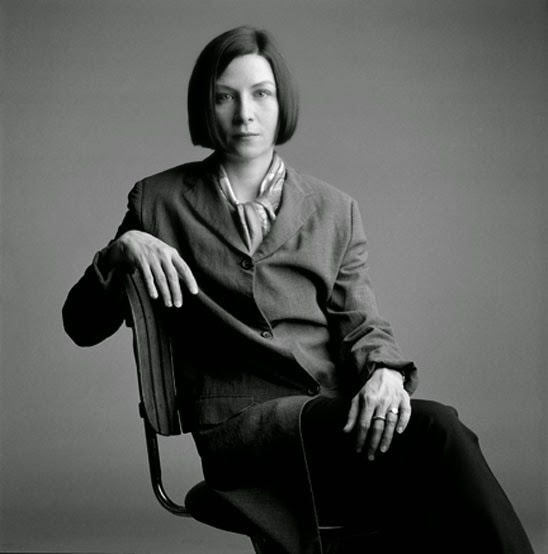logoes2012's tweet photo. "No hay nada de malo en el amor a la belleza. Pero la belleza, salvo que vaya ligada a algo más significativo, siempre es superficial".

- Donna #Tartt (1963), "El secreto" (1992), escritora estadounidense Premio Pulitzer 2013.

https://t.co/YJZlIJLRQR https://t.co/RVik9nqw3o