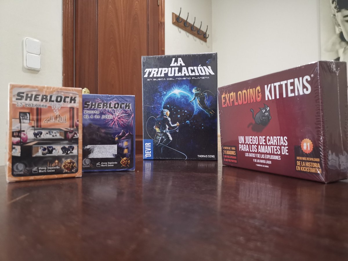 <a href="/casademibro/">LCDMH Podcast</a> Pues ya está aquí el premio al más guapo (creo que era por eso), cortesía de <a href="/casademibro/">LCDMH Podcast</a> y con unos detalles adicionales de <a href="/NonlyGames1/">N'only Games</a>
Gracias.