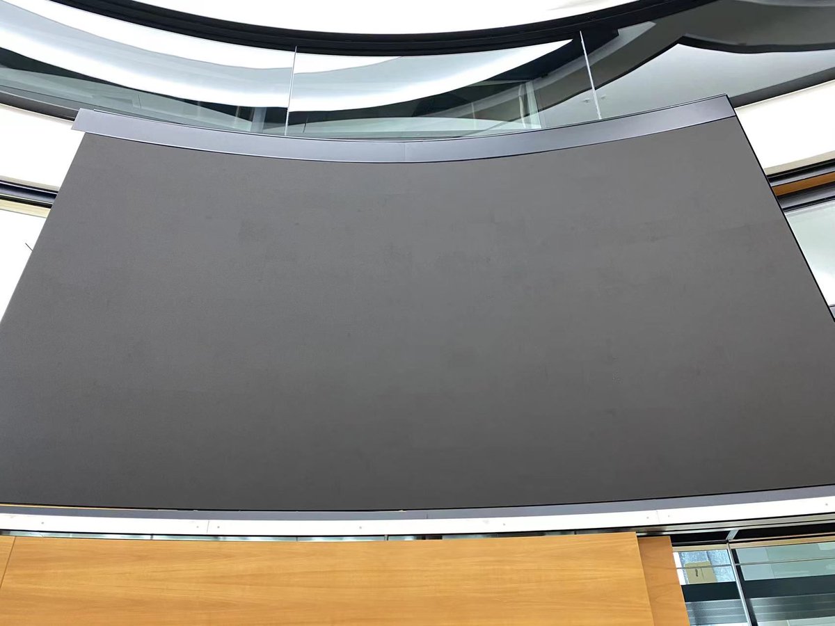 Ccoleder's tweet photo. The German court project, the indoor high-definition display screen was put into use. There are 2 sets of standard #4Kdisplay screens and 1 set of standard-definition displays in this project.
The project adopts the Coleder ACEBLOCK high-brightness series fine-pitch products. https://t.co/cb8dCR3MTR