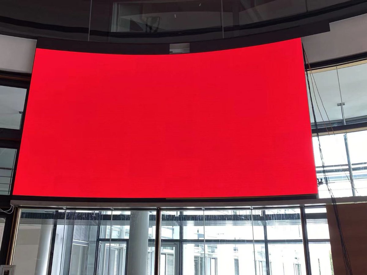 Ccoleder's tweet photo. The German court project, the indoor high-definition display screen was put into use. There are 2 sets of standard #4Kdisplay screens and 1 set of standard-definition displays in this project.
The project adopts the Coleder ACEBLOCK high-brightness series fine-pitch products. https://t.co/cb8dCR3MTR