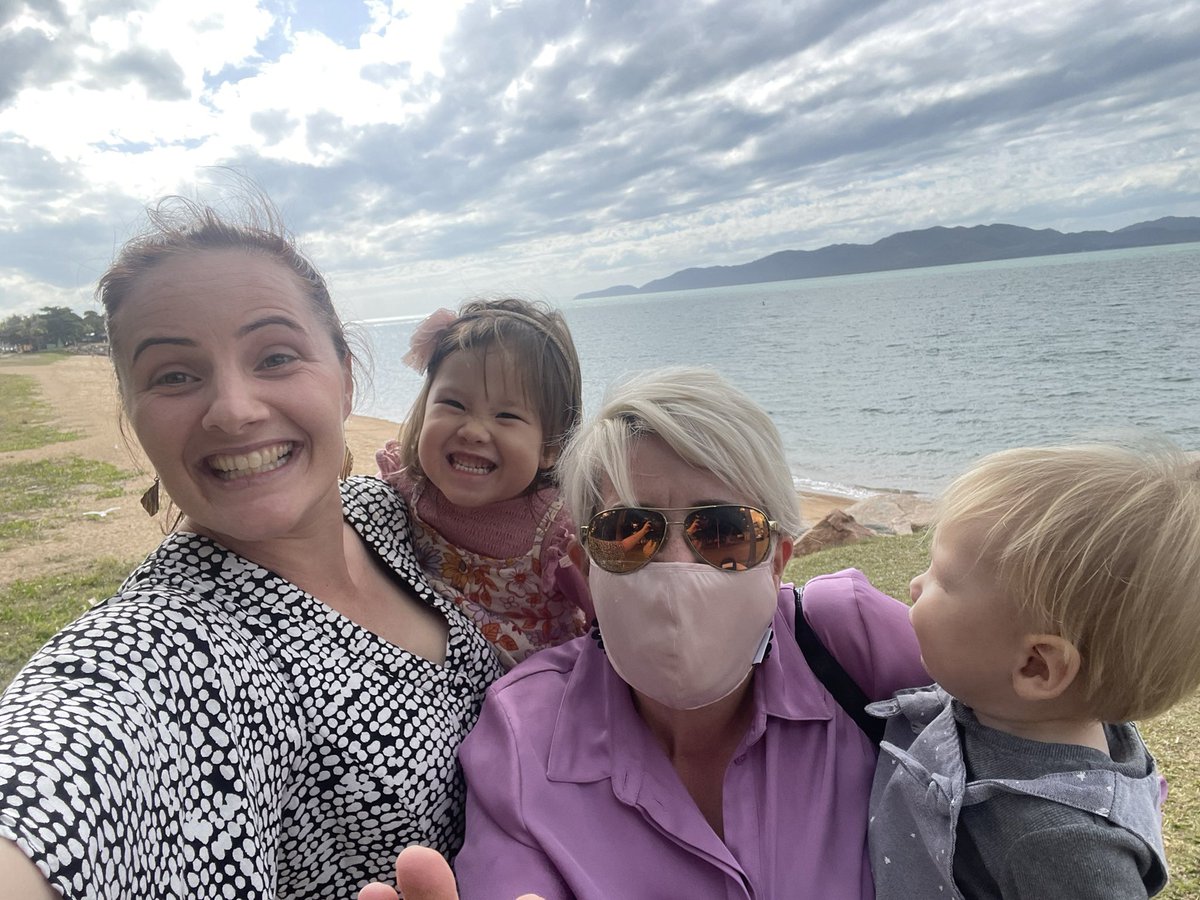 BrendaStoneArt.tez tweet media