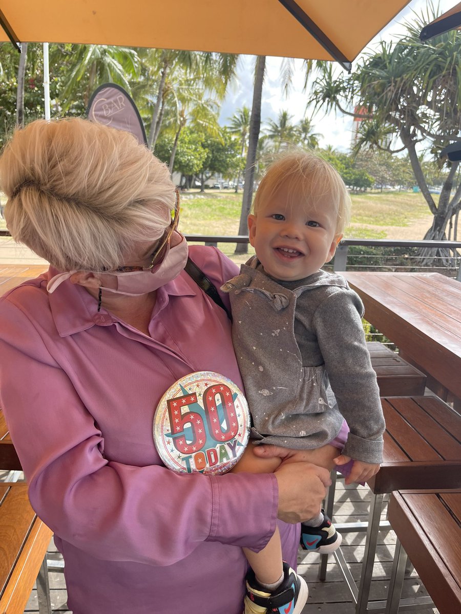 BrendaStoneArt.tez tweet media