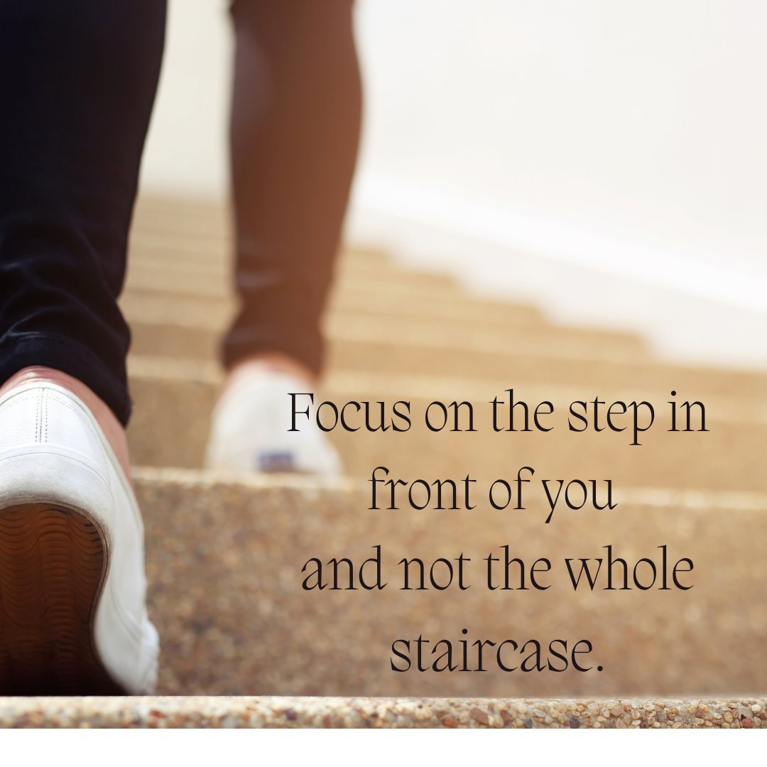 Sometimes it's best to take things step by step...

#therealjuggle #stepsintherightdirection #goals #thebiggerpicture #focus
