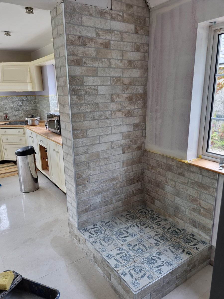 TileMarketUK's tweet photo. Interested in making changes in your home? One of our customers uses brick effect tiles combined with pattern to add some extra warmth to their house, and we love it! 🤩
All work expertly carried out by Paul Robinson 📞7947660687 and all tiles supplied by #TileMarket
#tiles https://t.co/V839TLXRzi