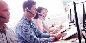 Customer Service tweet media