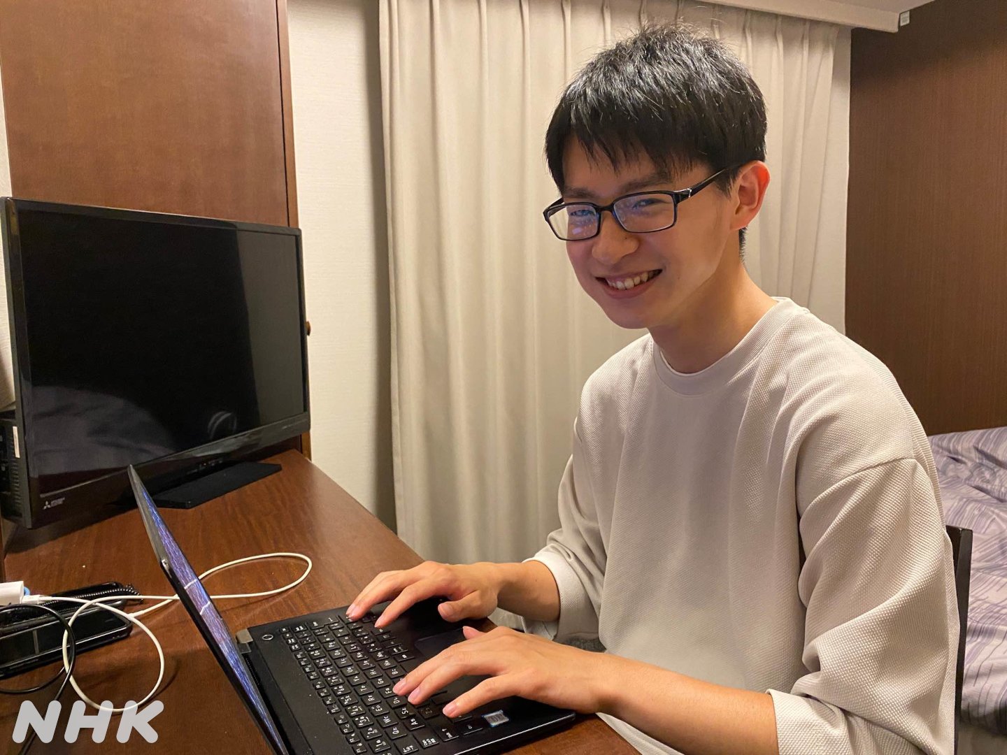 ｎｈｋ青森放送局 Pa Twitter あす 夏の高校野球青森大会の決勝 八工大一 Vs 八戸学院光星 総合テレビ 後1 00 ラジオ第一 後0 55 テレビ実況は園田遼斗アナウンサー ラジオ実況 は柴田徹アナウンサー 優勝インタビュー は斎藤希実子アナウンサーが担当 実況に