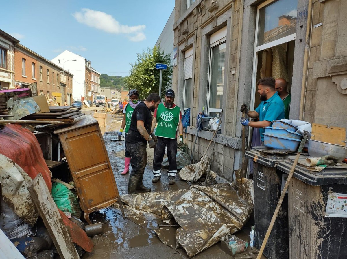 ADRABelgium's tweet photo. Wist je dat?
Sinds begin 2020 zijn we ook actief in België via onze vereniging ADRA Local Solidarity om nieuwe projecten en partnerschappen op te zetten om de meest kwetsbaren in ons land te helpen.
#NationaleFeestdag #ADRAforce https://t.co/UevMj2tS0i