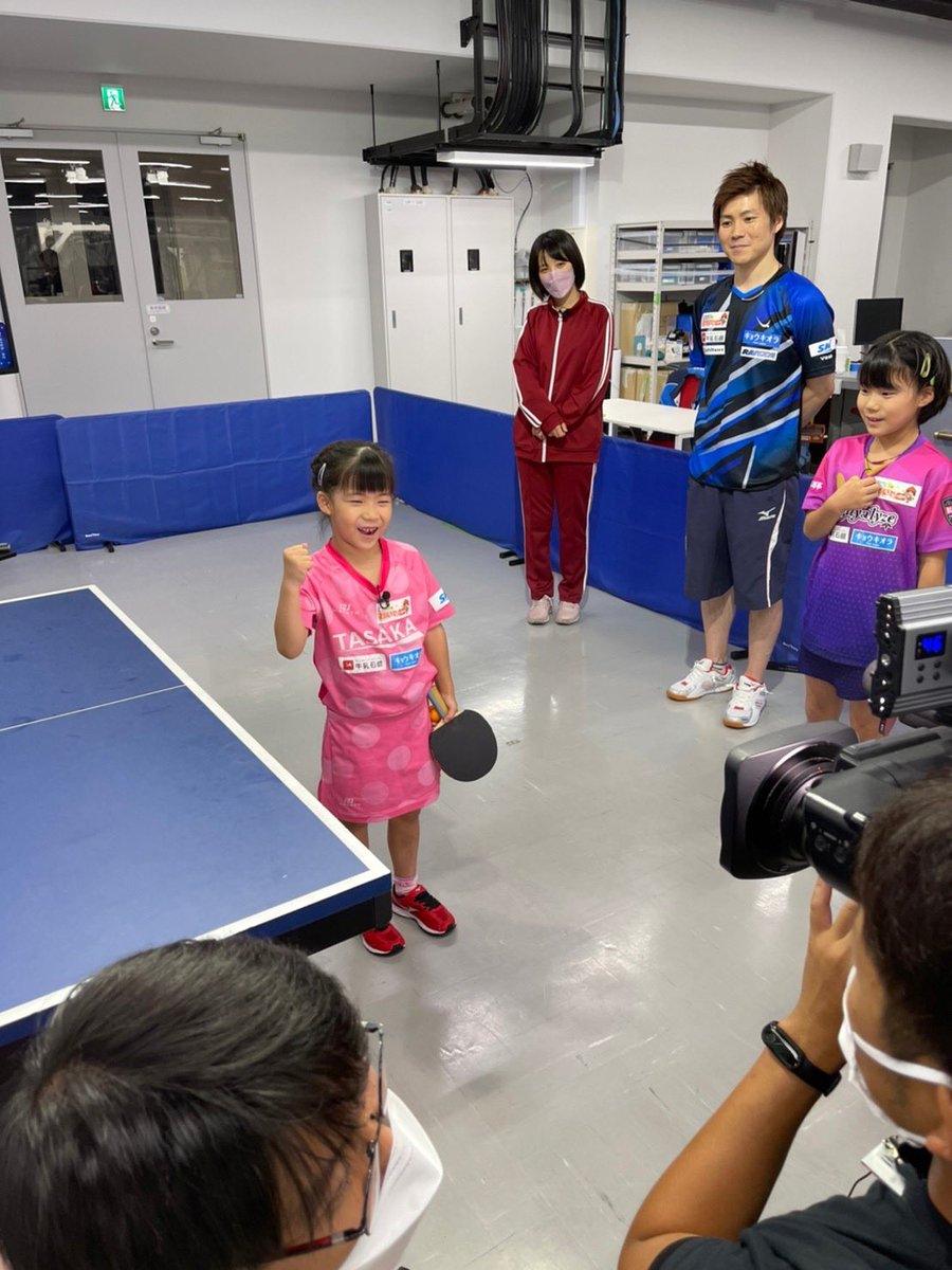 Kaguyalyze's tweet photo. #オムロン さんの #フォルフェウス に挑んできました🏓🤖
#朝日放送 ぺこぱのまるスポにて
8月28日(日)にオンエア予定です📺
#松島美空
#松島愛空
#京都カグヤライズ
#FORPHEUS https://t.co/T4u9Ahu55Y