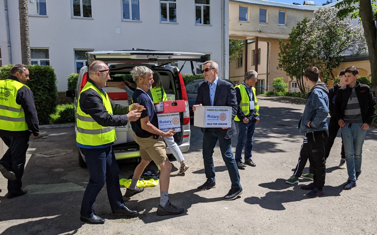 The Common Man Family tweet media